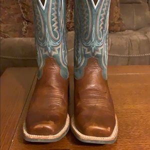 Ariat Relentless square toe cowboy boots